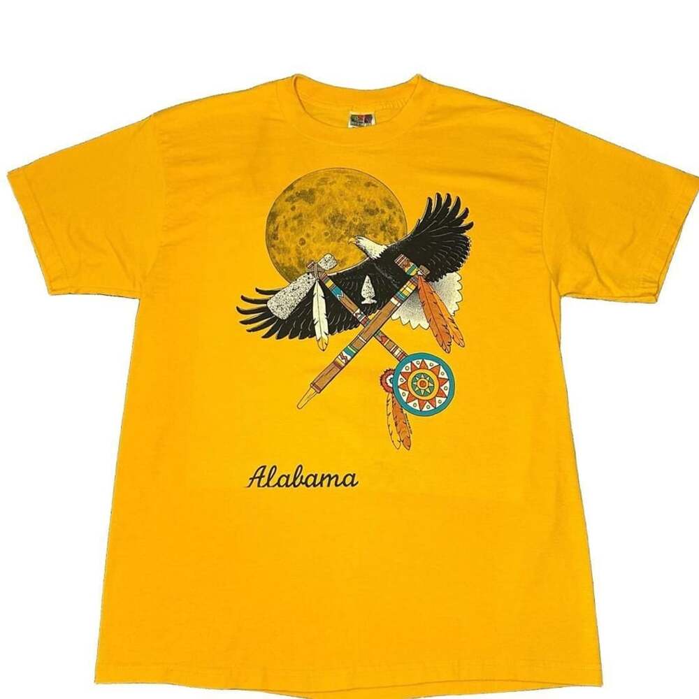 Vintage 90s Fruit of the Loom Alabama Native American Eagle Moon T-Shirt
